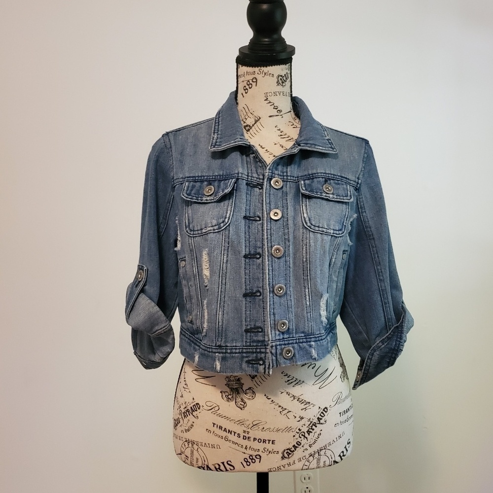 Distressed Jean's jacket - Picture 5 of 6